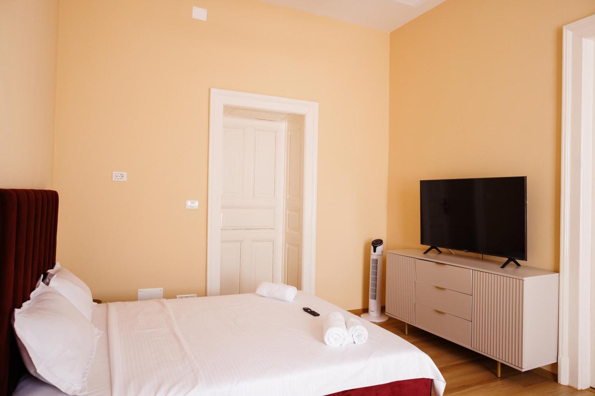 Apartment Where Emperors Slept In Old Town *